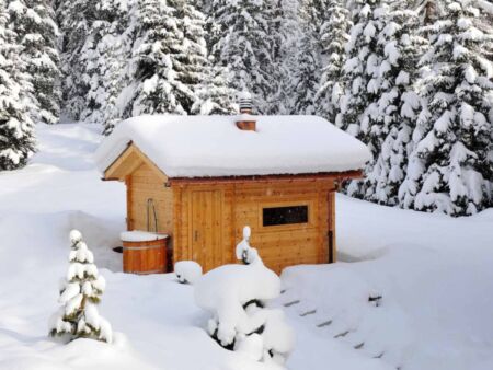 kueng-sauna-wellness-outdoor-polarkiefer-zauberberg-4