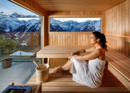 Kueng_wellness_M%C3%A4rchenhotel_Bellevue_Braunwald_Suite_Unendlich