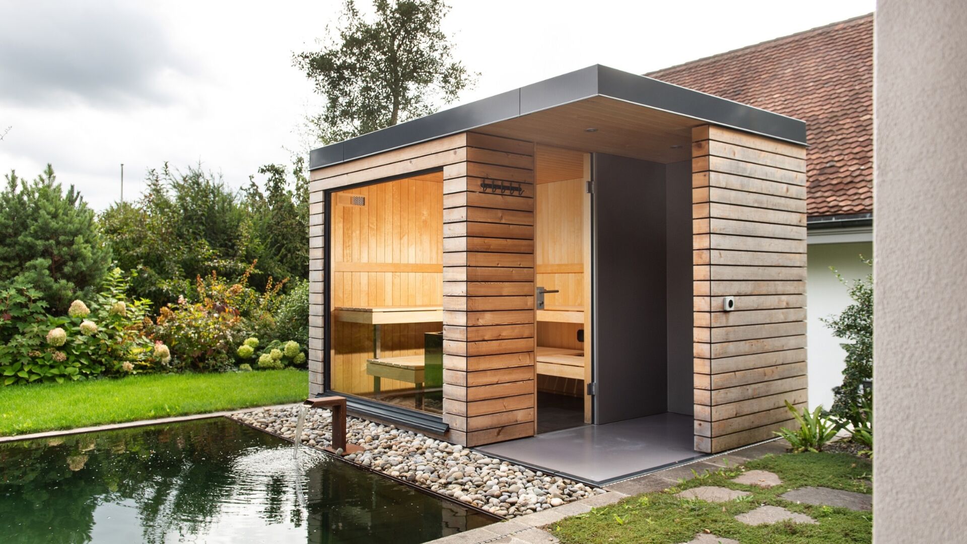 Kueng wellness nido outdoor aussensauna innenraum naturpool