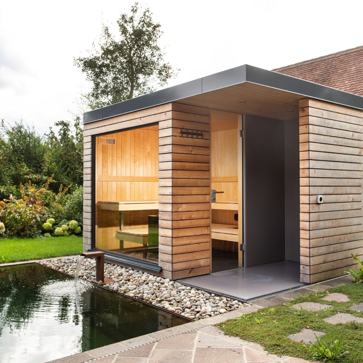 Kueng wellness nido outdoor aussensauna innenraum naturpool