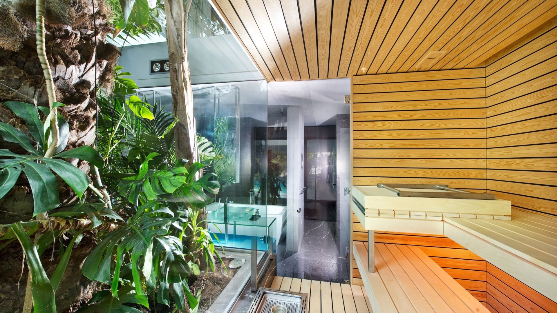 Kueng wellness sauna klappbank