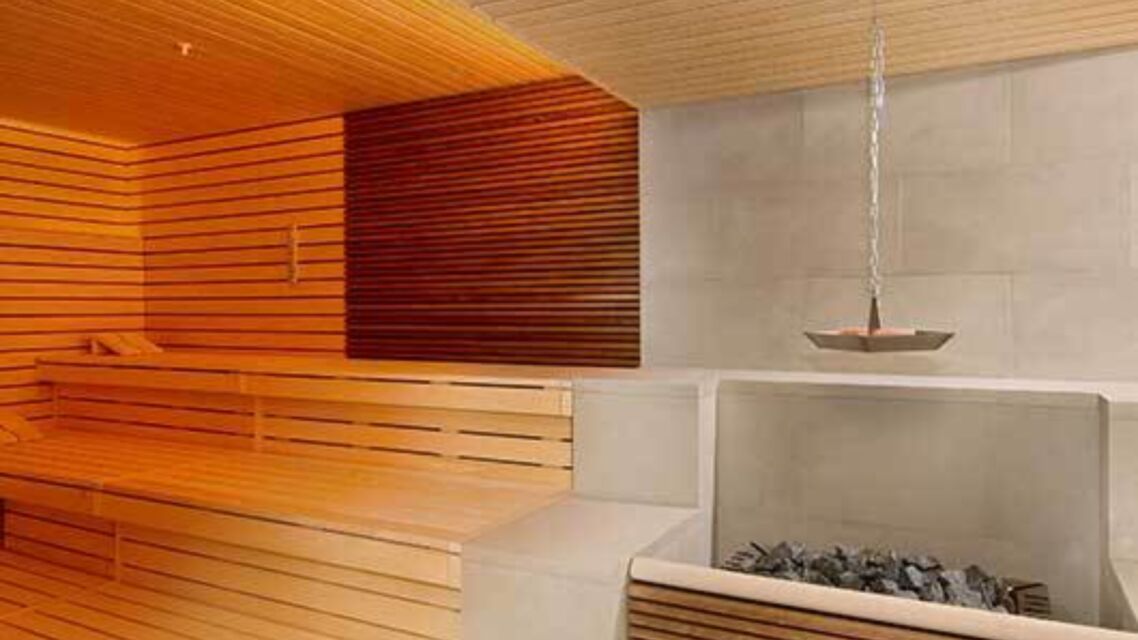 Kueng Sauna Hotel Golfpanorama Lipperswil finnische Sauna Design Sauna 530
