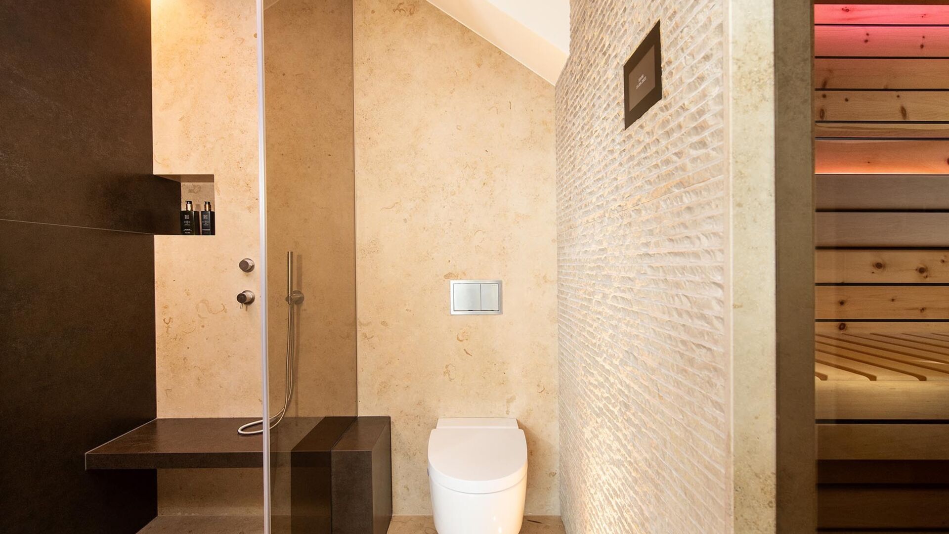 Kueng sauna wellness badezimmer design architektur 3