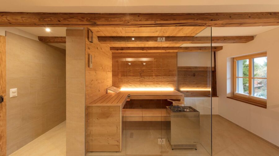 Kueng sauna wellness bauernhaus biosa polarkiefer privatespa 5