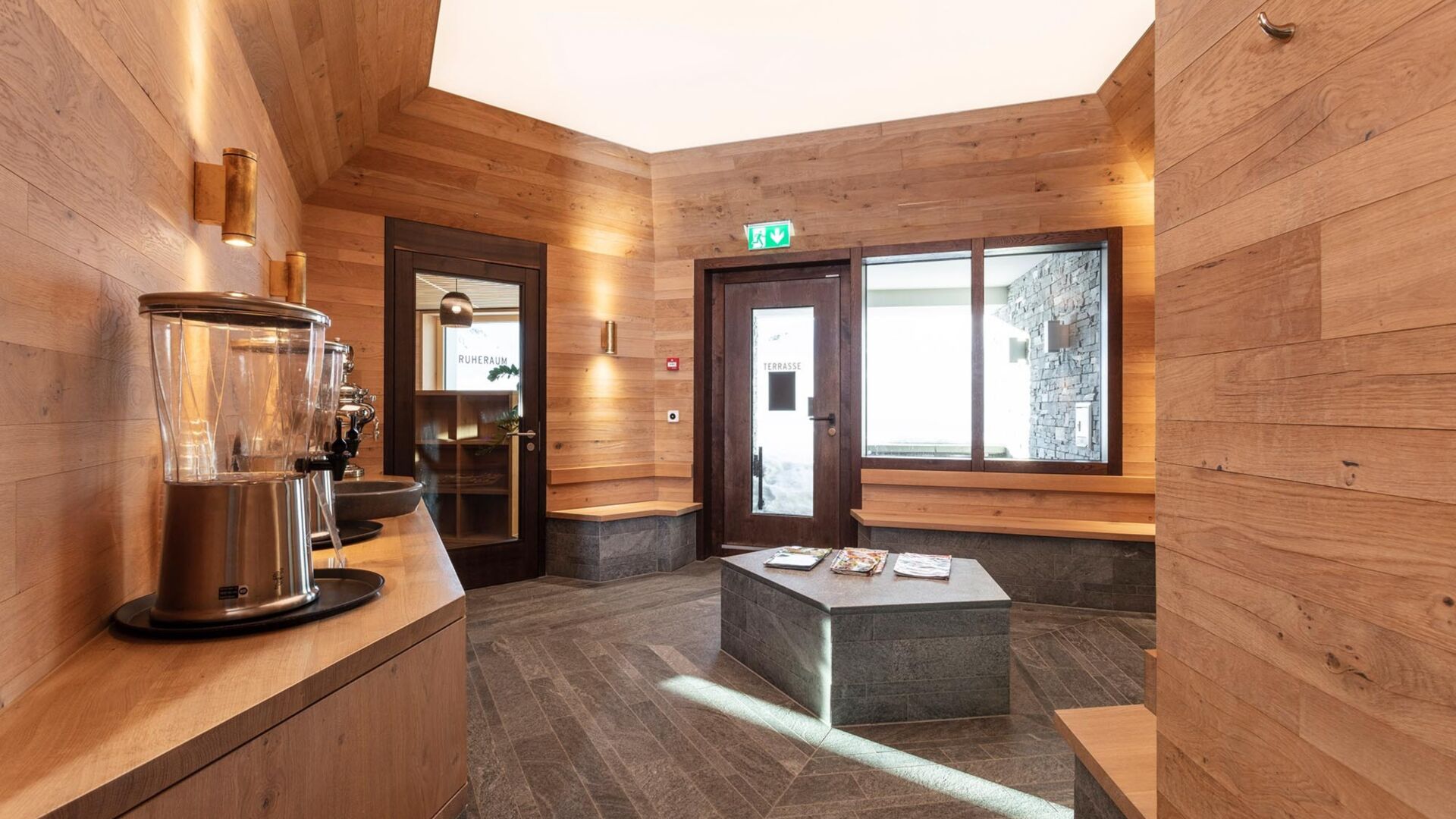 Kueng sauna wellness frutt family lodge hotel spa 14