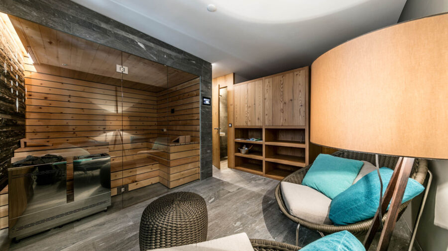 Kueng sauna wellness indoor kokon valserquarzit arvenholz 11