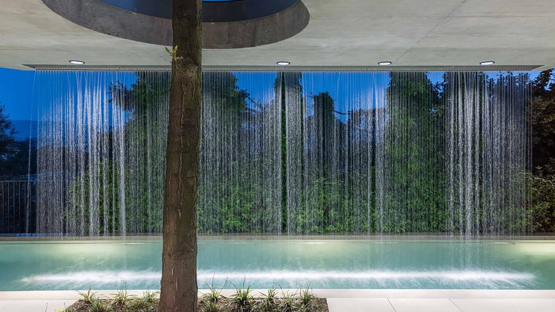 Bergmann Pool Referenz Spezialwasserfall tropisch Galerie