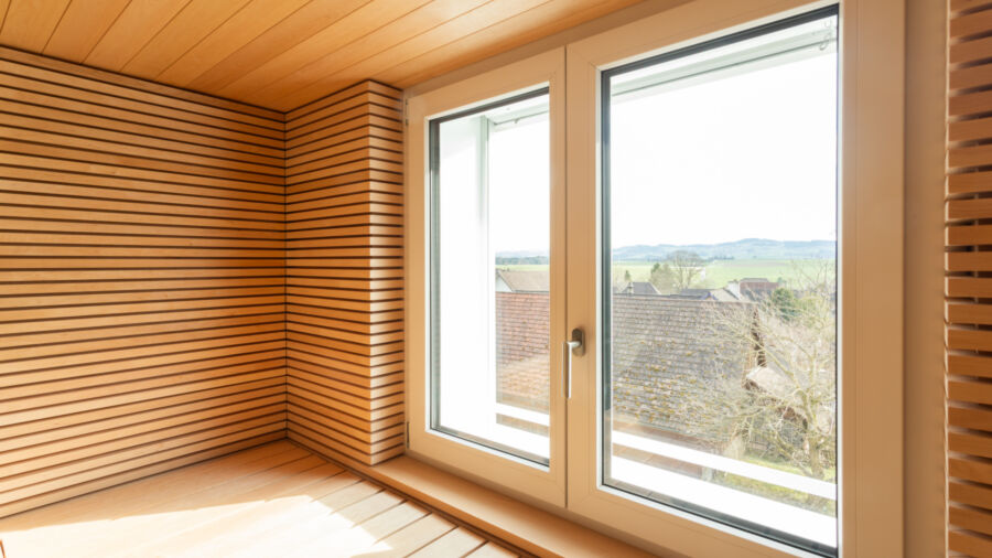 Kueng Wellness innensauna Fenster 2