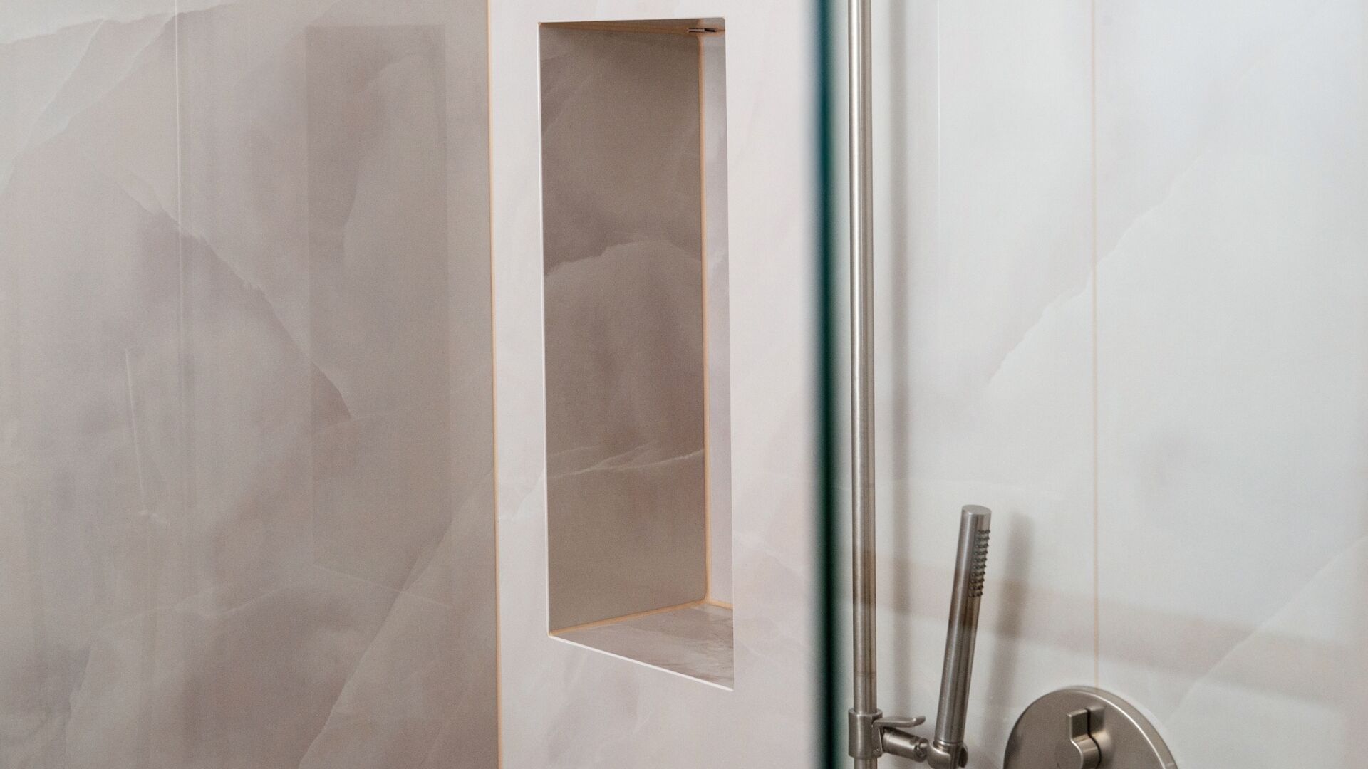 Kueng wellness dusche nische