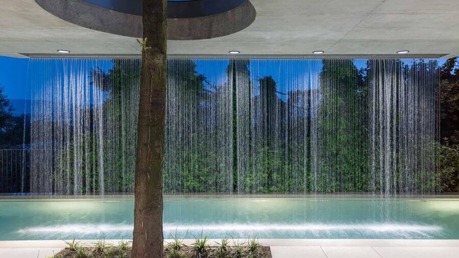 Kueng wellness Pool Referenz Spezialwasserfall tropisch Galerie
