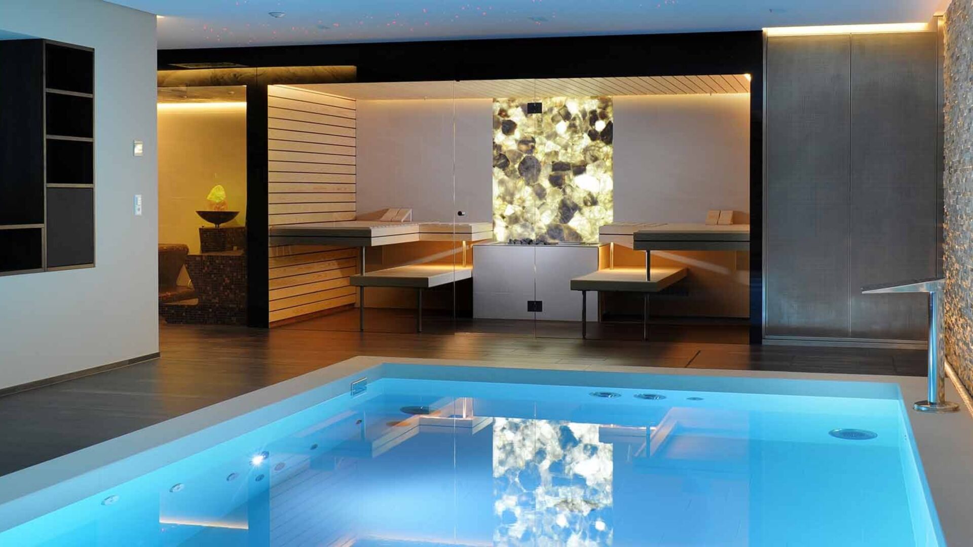 Sauna nach mass naturstein dampfbad pool kueng wellness