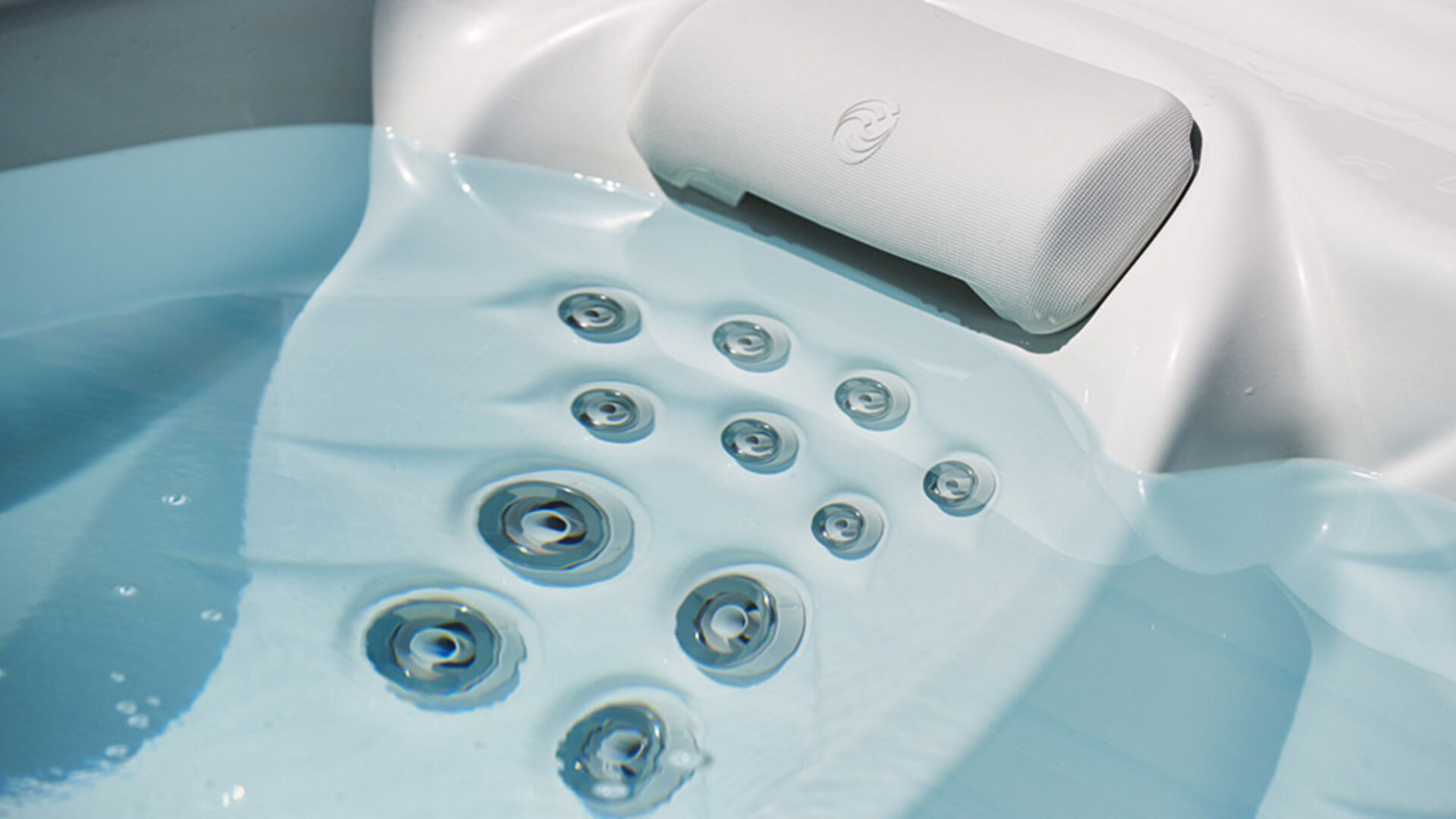 Kueng wellness whirlpool hotspring hydromassage