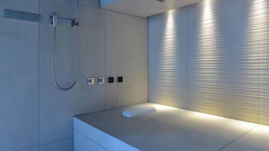 Kueng Wellness Kriens Liegedusche