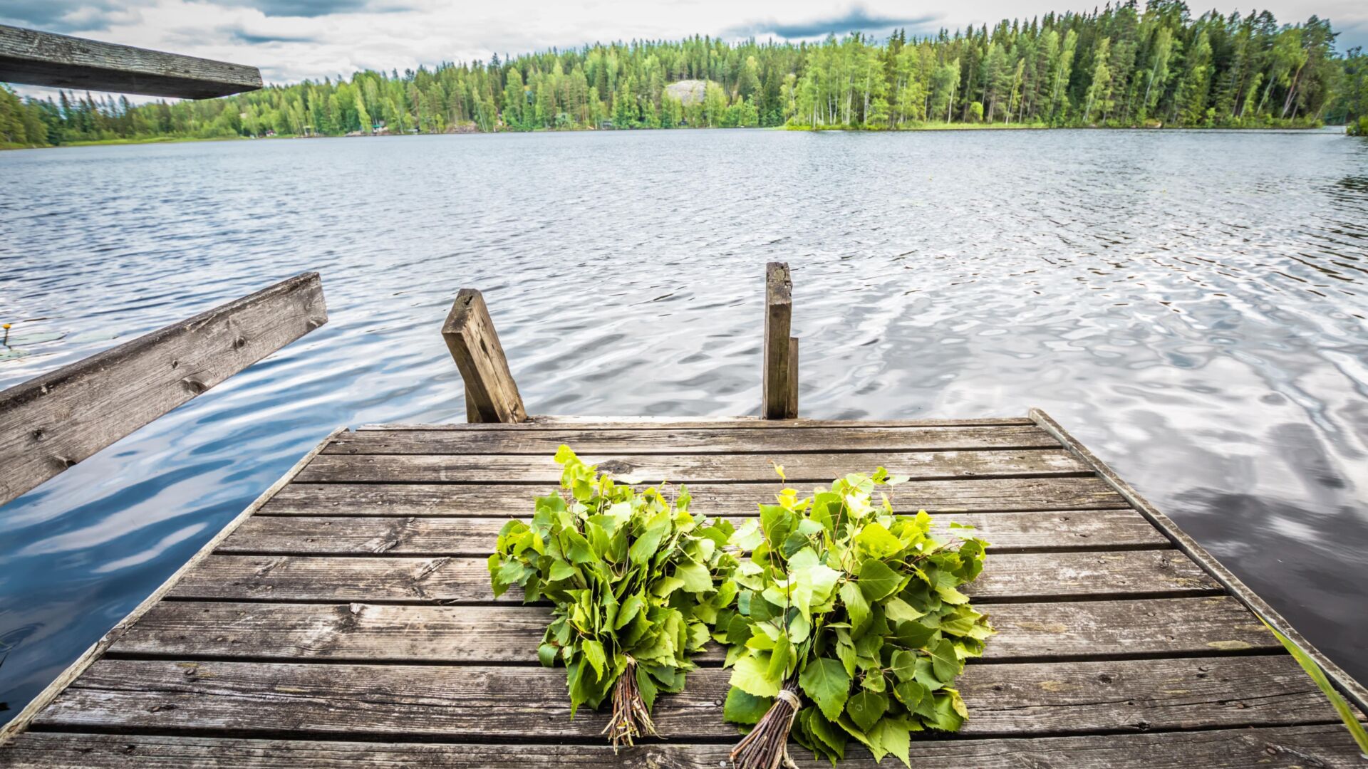 Kueng wellness Sauna see min