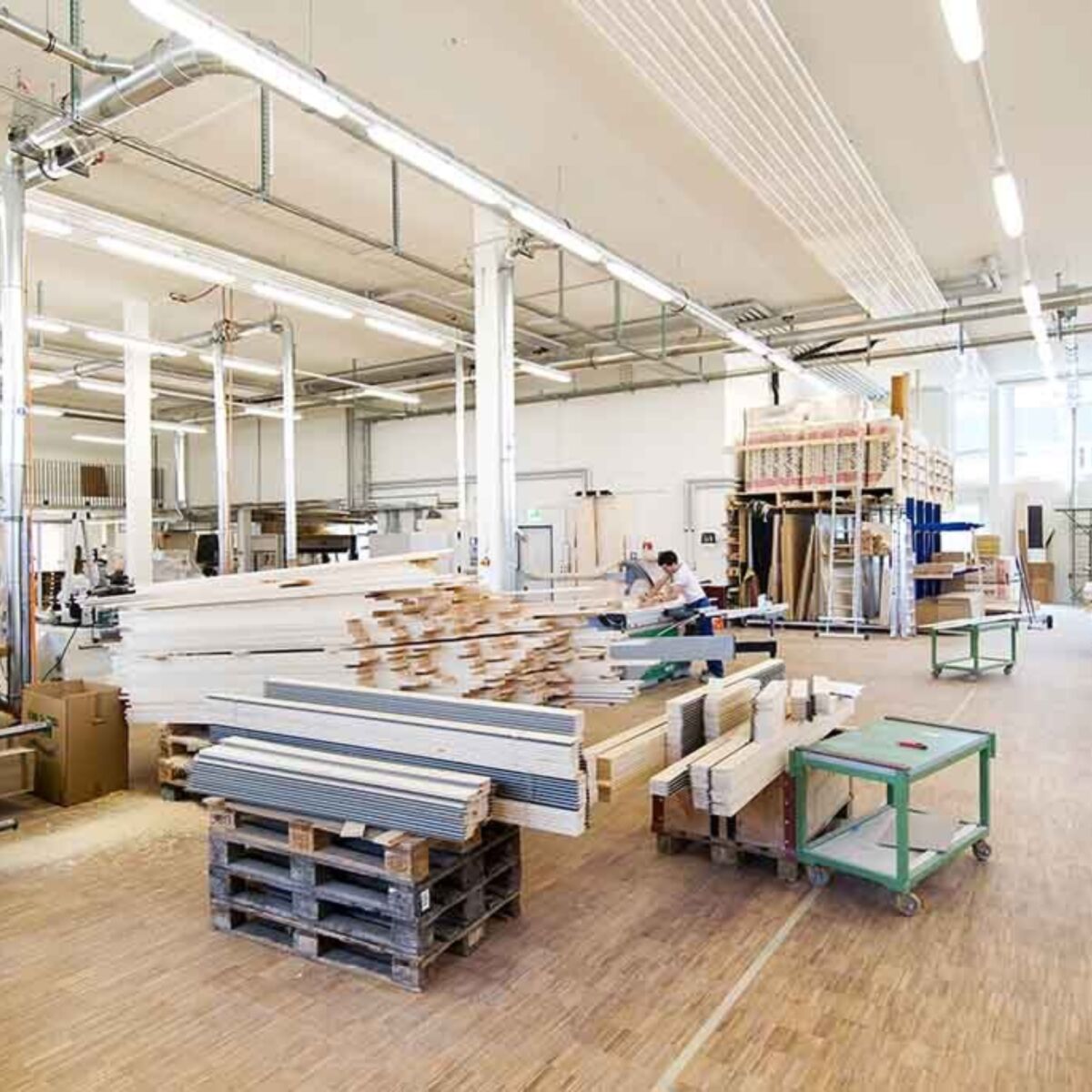 Kueng wellness produktion altendorf schreinerei view